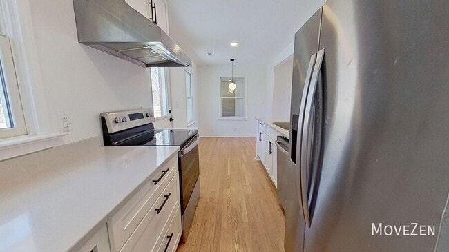 Building Photo - 1217 Brighton Rd