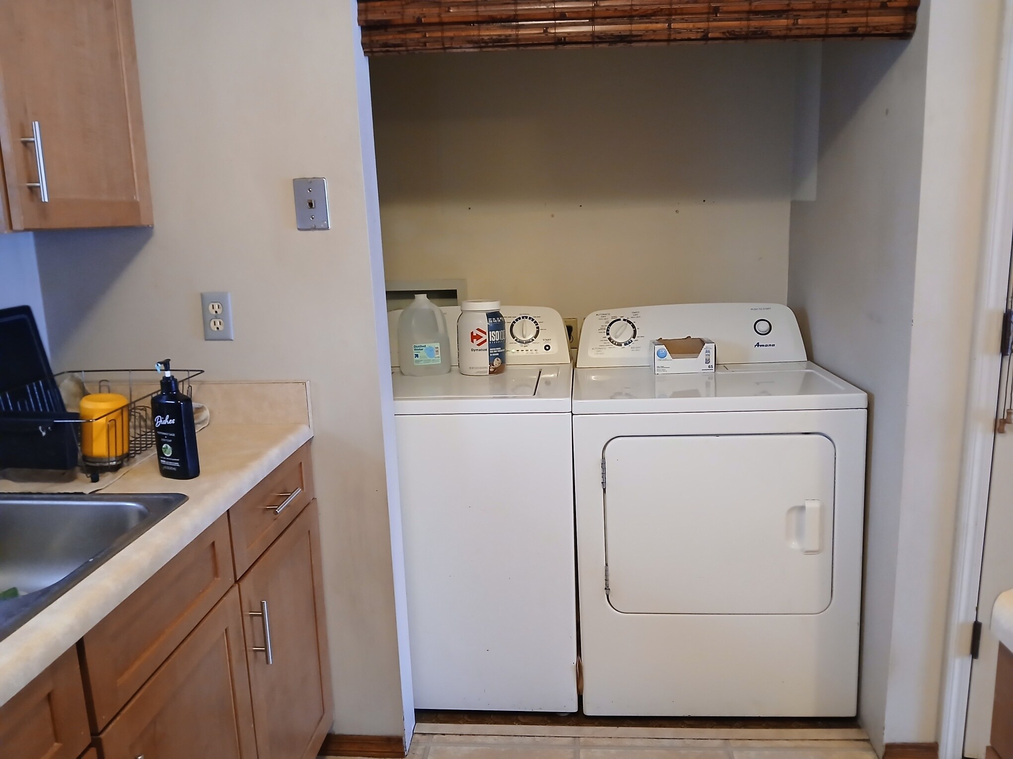 Building Photo - 1733 Maricopa Dr