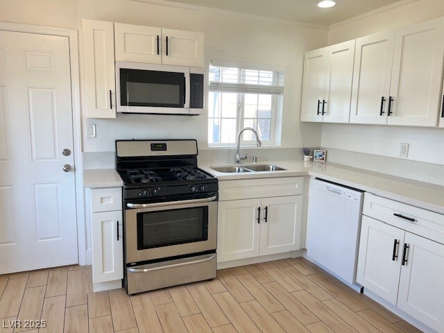 Building Photo - 4401 Alpine Pl
