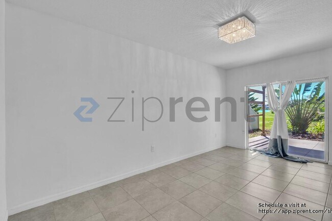 Building Photo - 1785 Broad Winged Hawk Dr