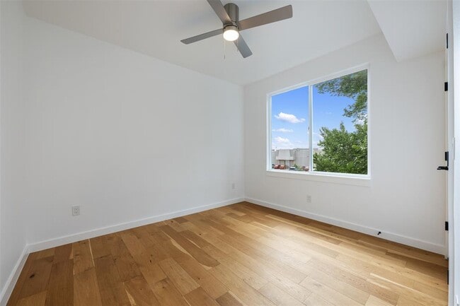 Building Photo - 1706 Redd St