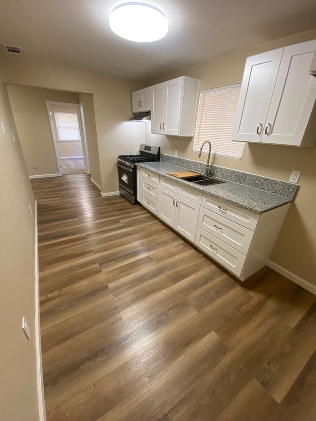 Building Photo - 1219 Water St