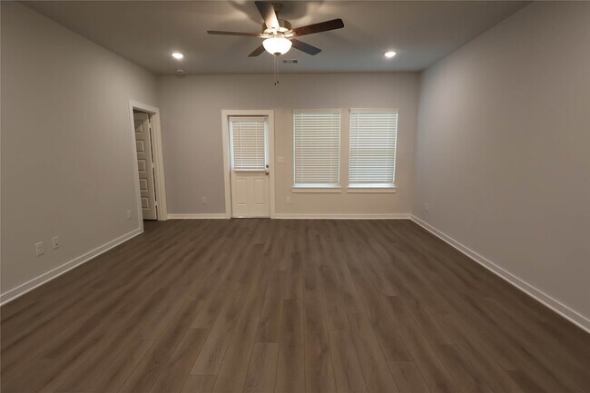 Building Photo - 8506 Blueberry Ash St