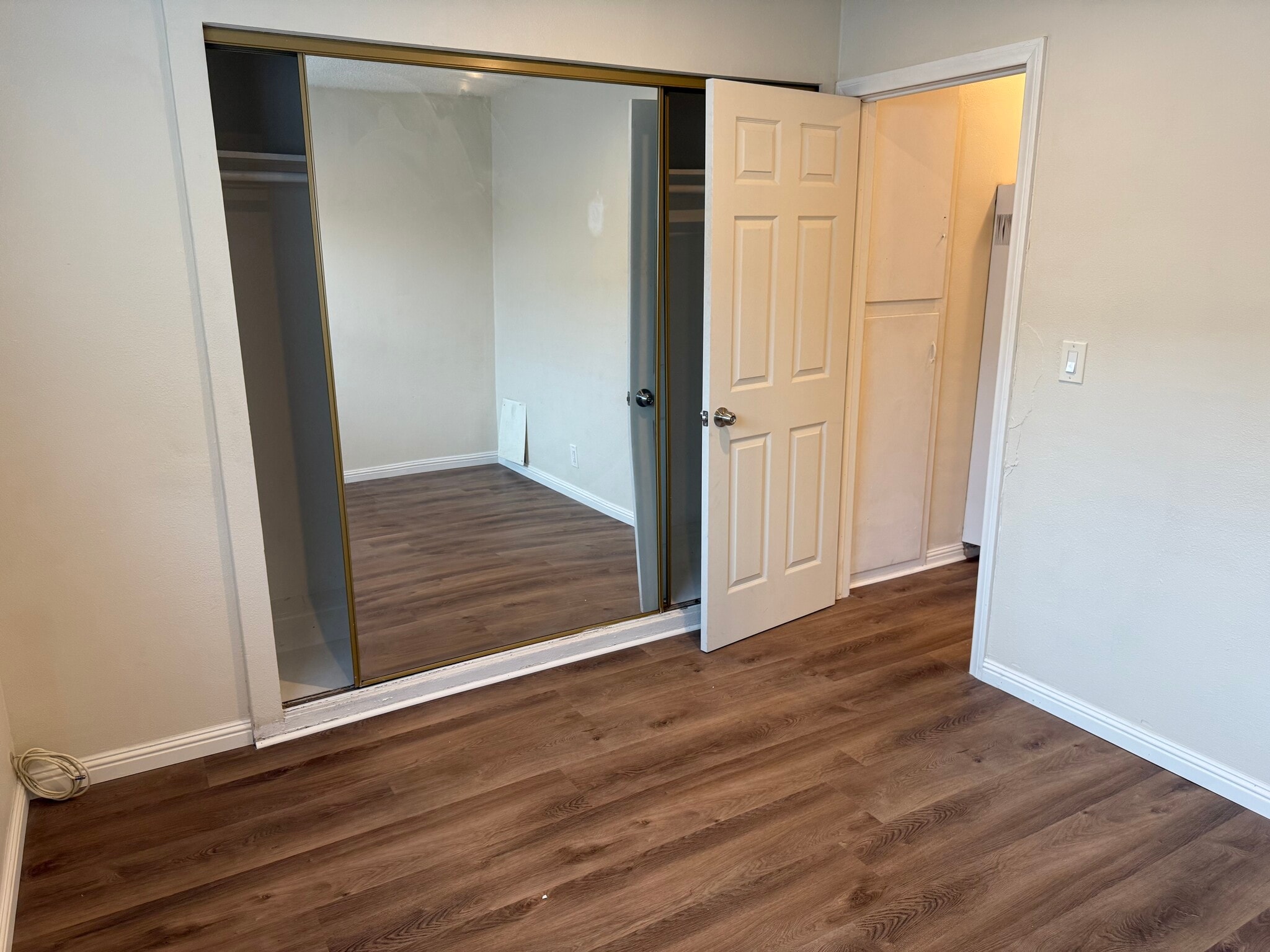 Bedroom 2 - 14028 Doty Ave