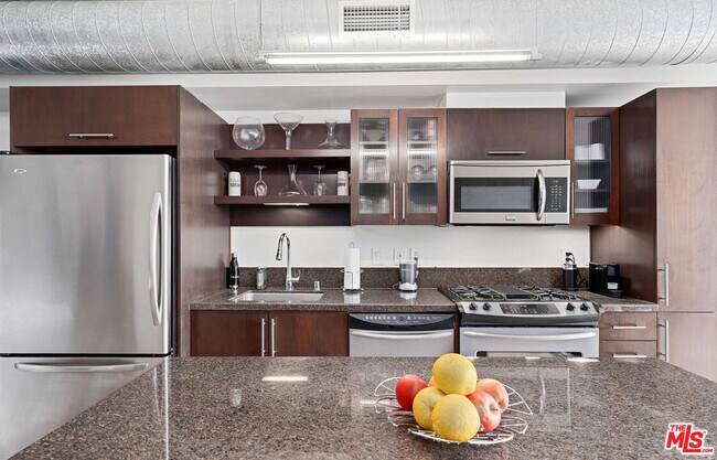 Building Photo - 1111 S Grand Ave