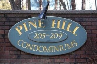 Building Photo - 209 Great Rd