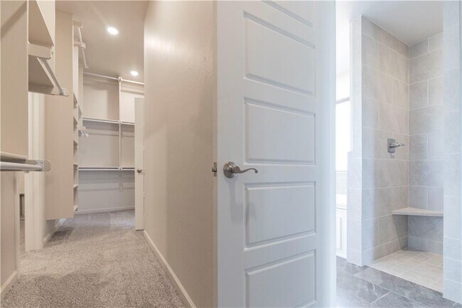 Building Photo - 16300 Marsha Dr