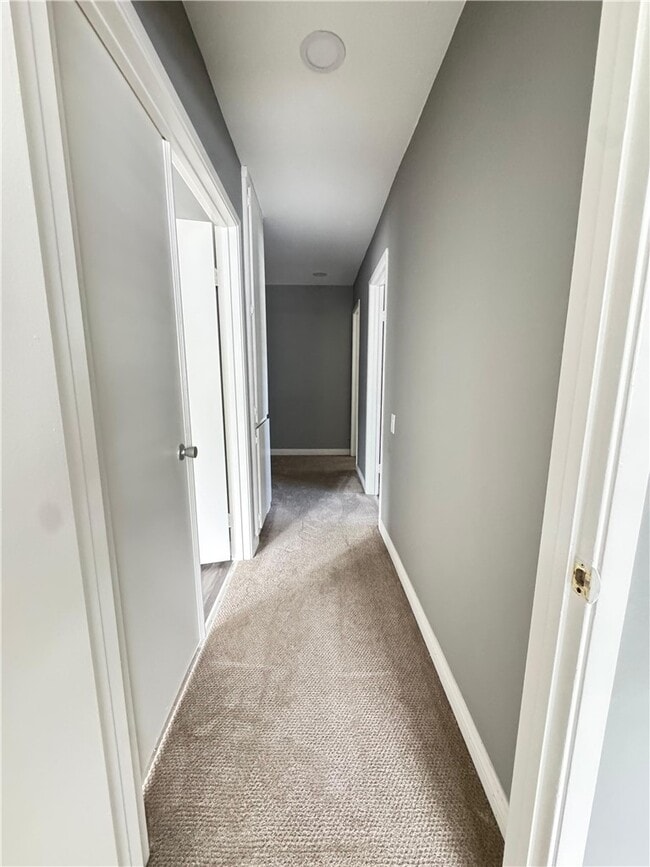 Building Photo - 1339 Parkside Dr