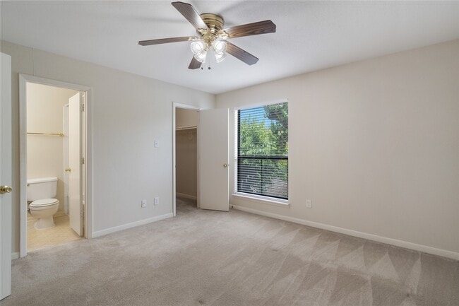 Building Photo - 3300 Pebblebrook Dr