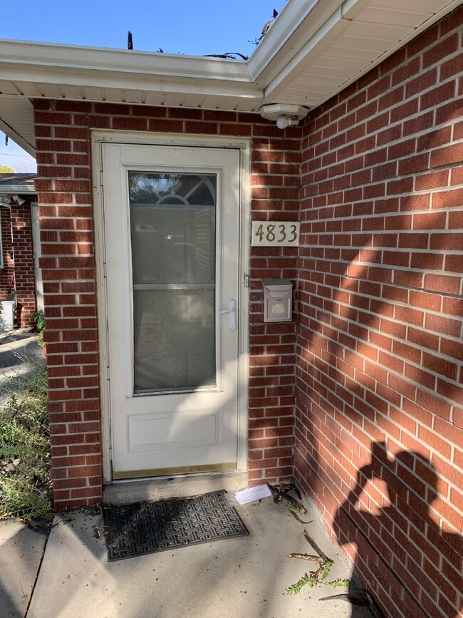 Building Photo - I-70 and Sheridan Blvd, Quiet Unit for Rent