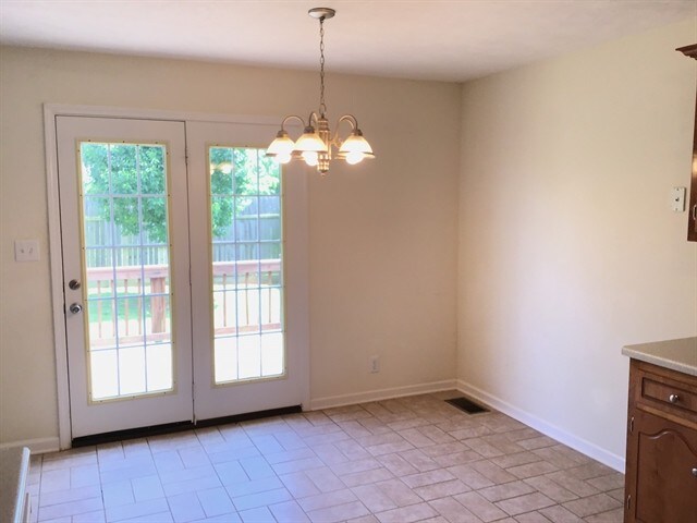 Building Photo - 3697 S Naples Ct