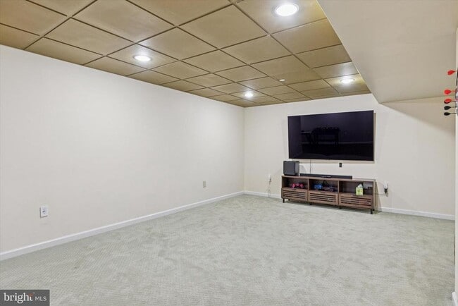 Building Photo - 2136 Sugar Maple Ln