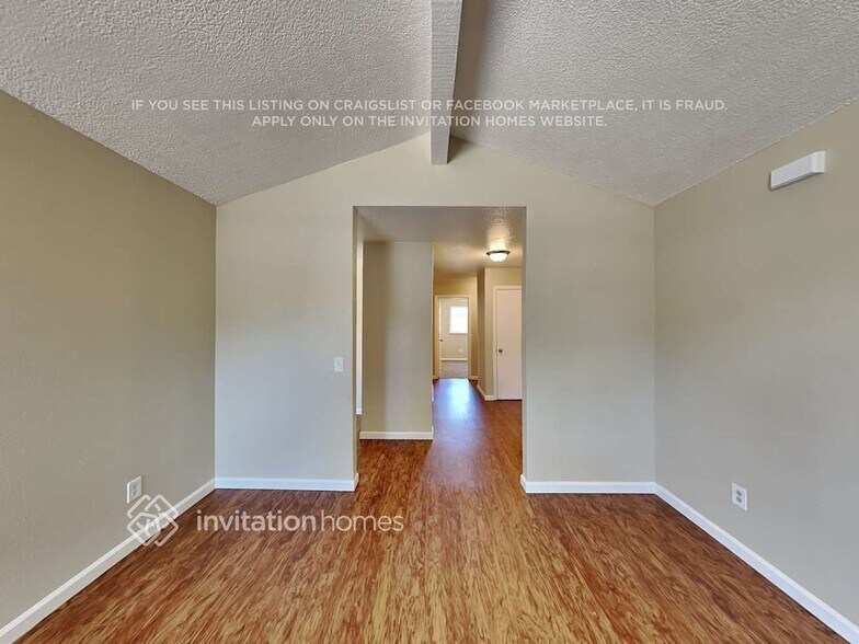 Building Photo - 8571 Fairlawn Ct
