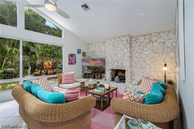 Building Photo - 720 Turkey Oak Ln