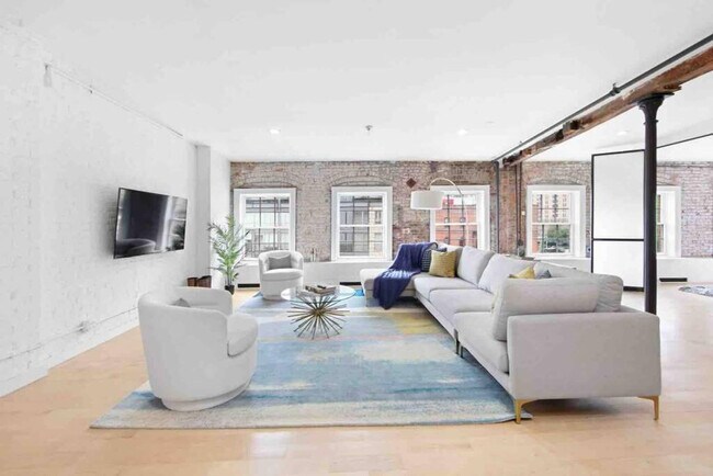 Building Photo - 25 Peck Slip