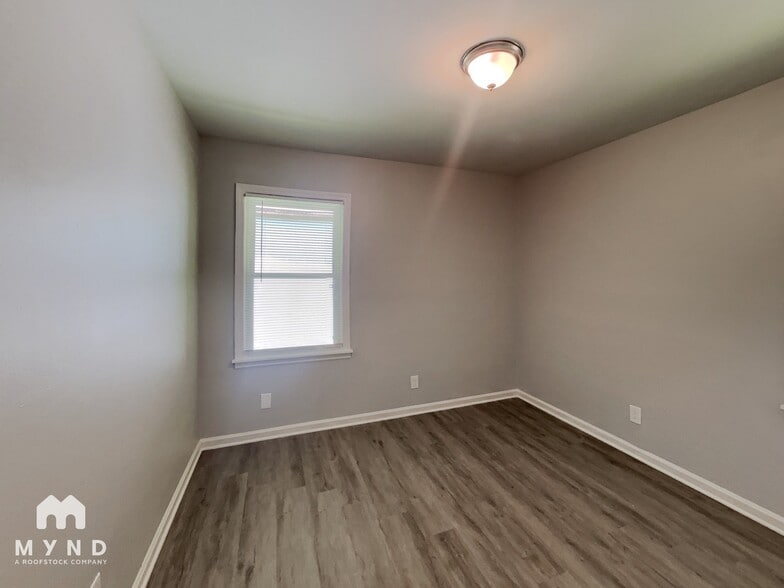 Building Photo - 2625 Harmony Way