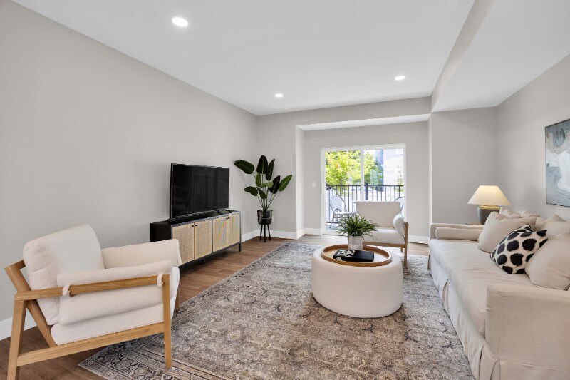 Building Photo - 4486 Butterfield Pl