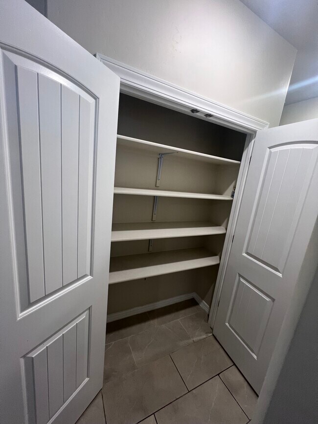 Building Photo - 6954 Santa Marta St