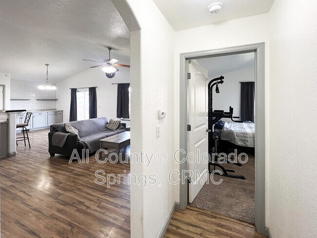 Building Photo - 6168 Rocking Chair Ln