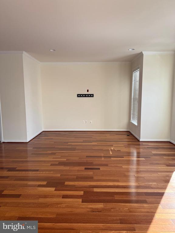 Building Photo - 41692 Wellstone Terrace