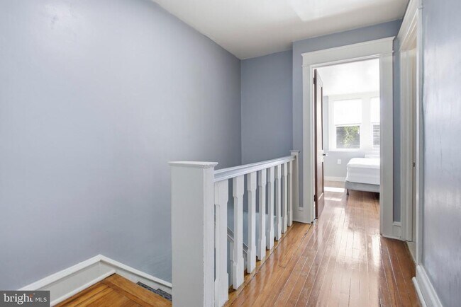 Building Photo - 320 Highland Ave