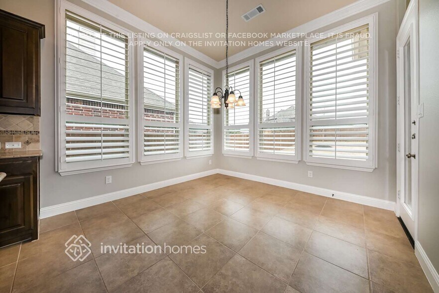 Building Photo - 1207 Wedgewood Dr