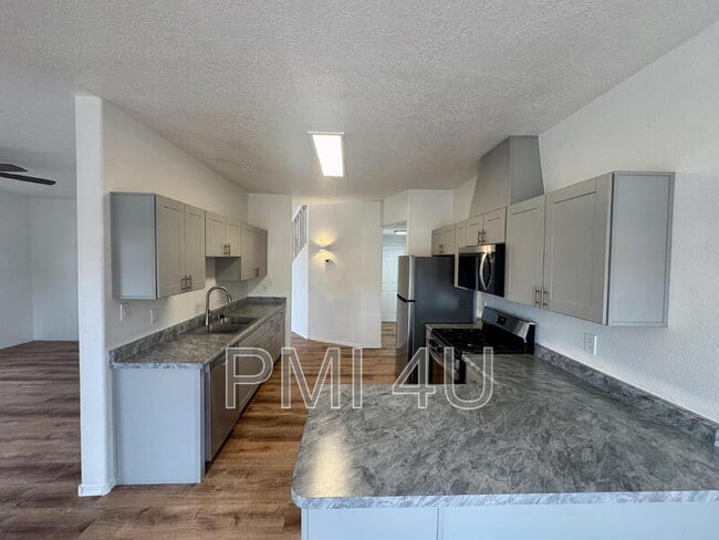 Building Photo - 6151 Mojave St NW