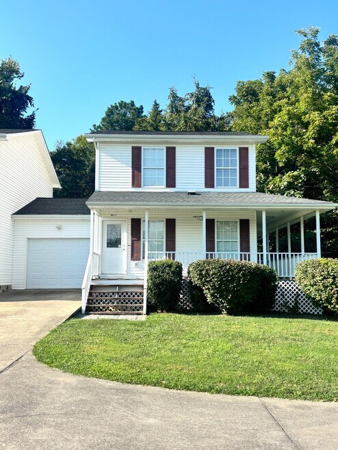 Building Photo - 427 Fairgrounds Rd