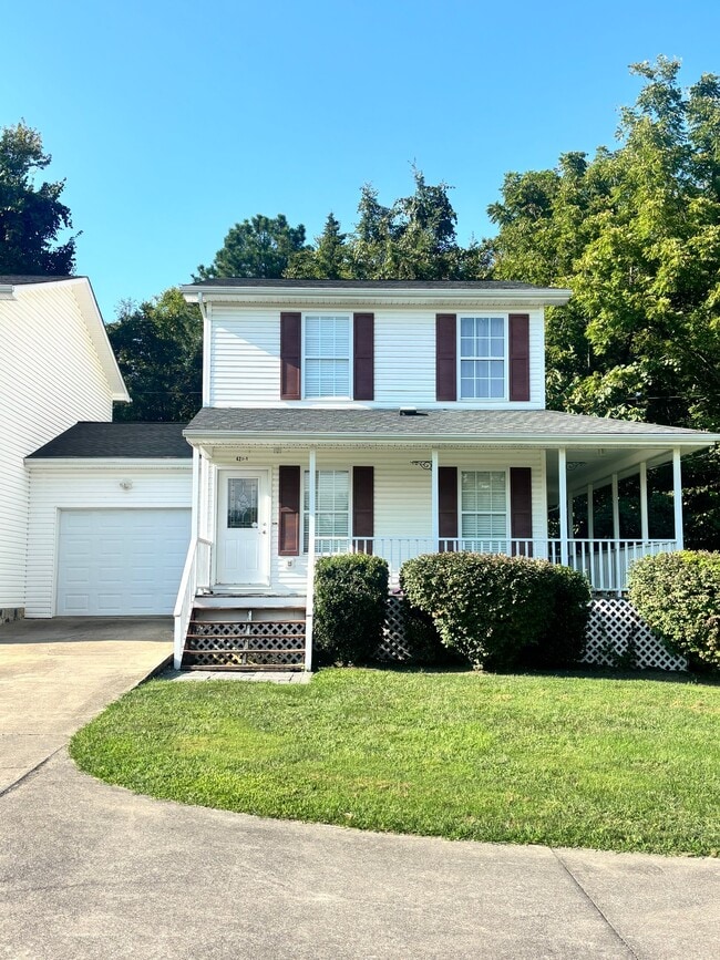 Building Photo - 427 Fairgrounds Rd