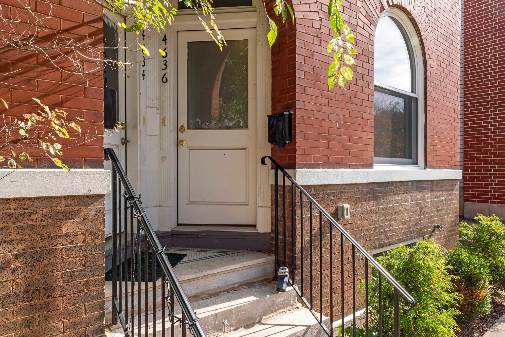 Building Photo - 4636 Virginia Ave