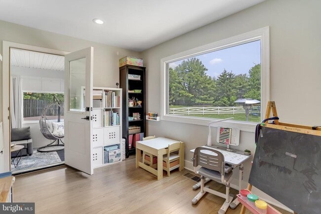 Building Photo - 5101 Redwing Dr