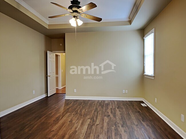Building Photo - 1100 Secotan Pl