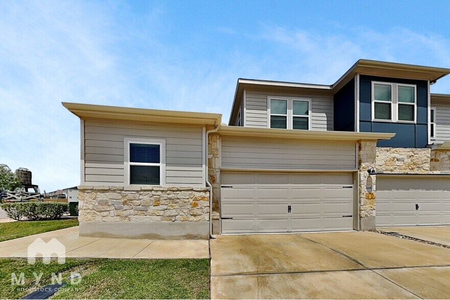 Building Photo - 1850 Settlers Glen Dr