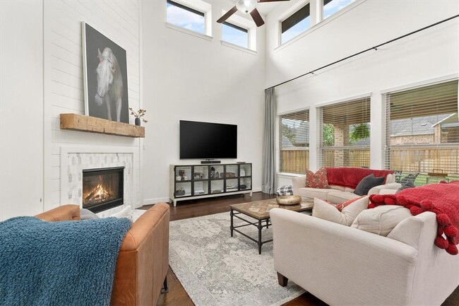 Building Photo - 27121 Holtwood Grove Rd