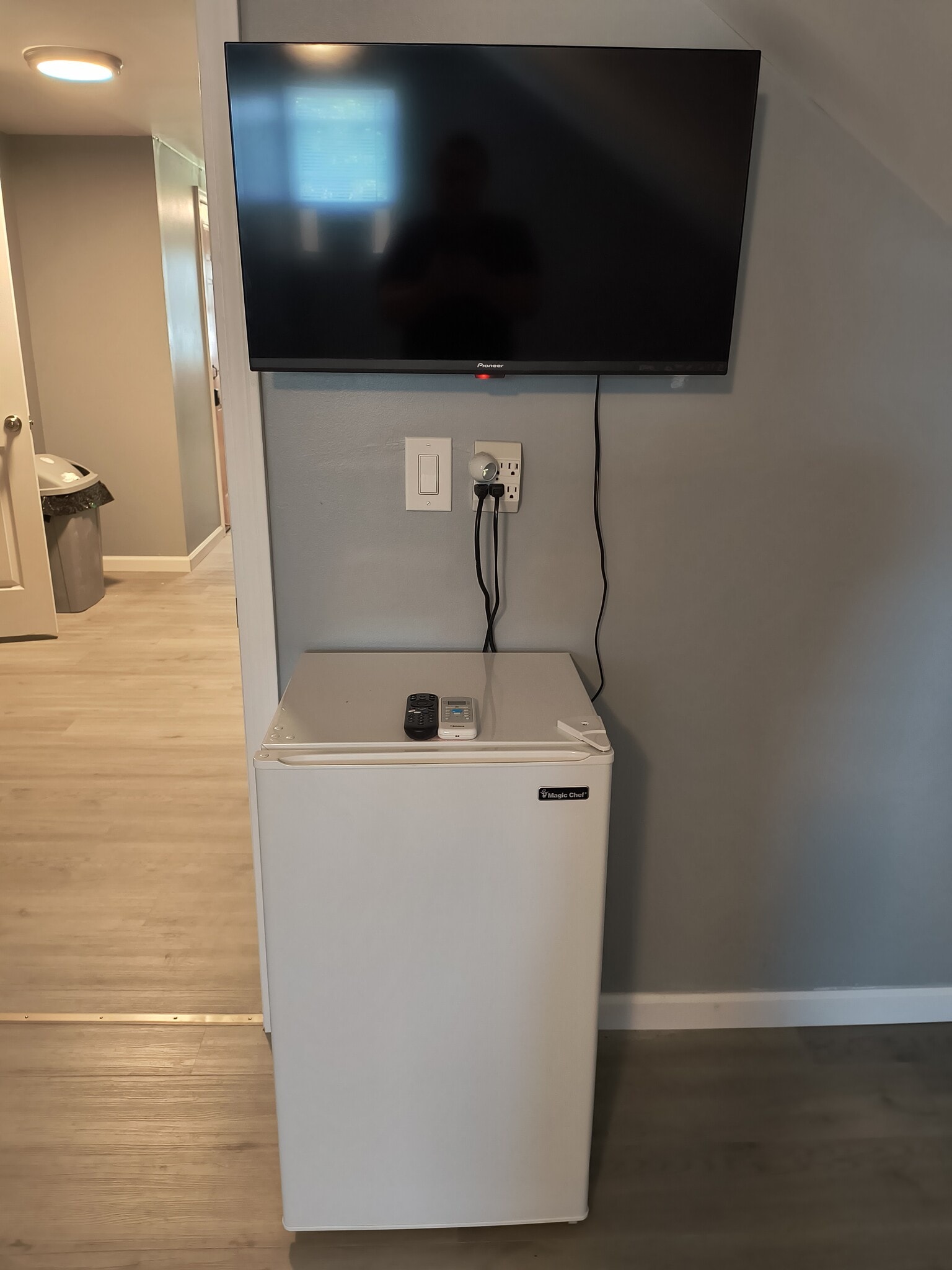 Building Photo - 161 Lynch St