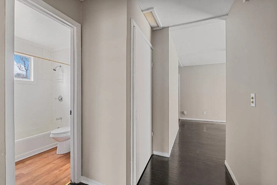 Hallway - 4647 Buckner St