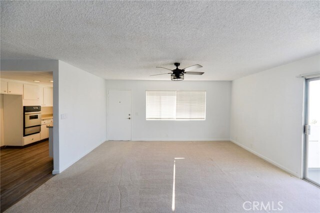 Building Photo - 256 Avenida Lobeiro