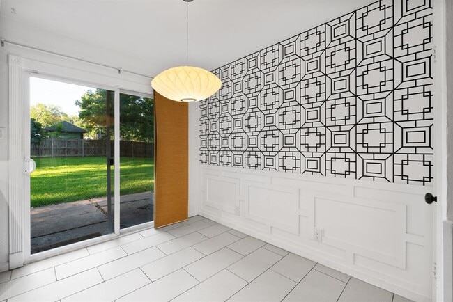 Building Photo - 508 Harway Ct
