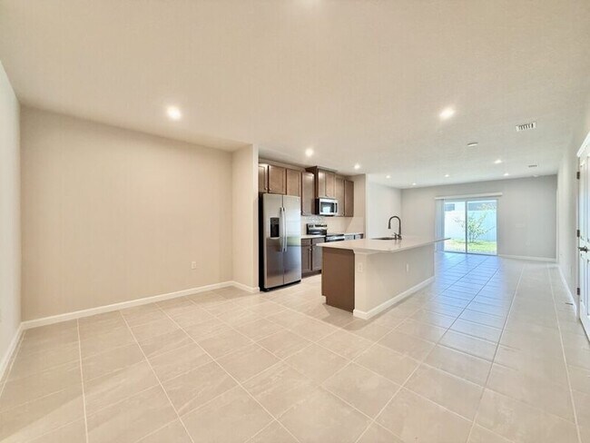 Building Photo - 507 Voltaire Dr