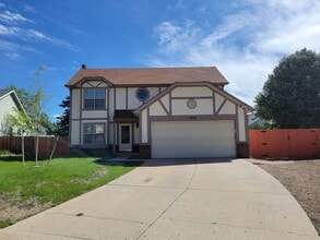 Building Photo - 8155 Tulip Tree Ct
