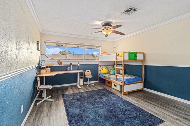 Building Photo - Updated 2-Bed, 2.5-Bath Patio Home Near Up...