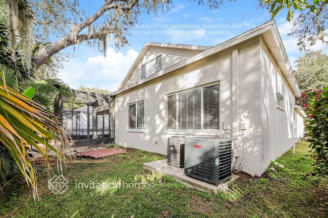 Building Photo - 15454 Martinmeadow Dr