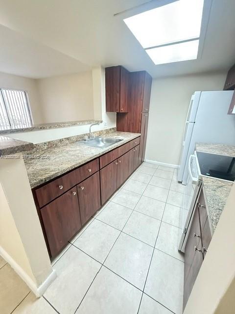 Building Photo - 8335 Coral Lake Manor