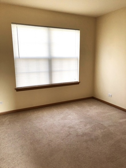 Building Photo - 1860 Fescue Dr