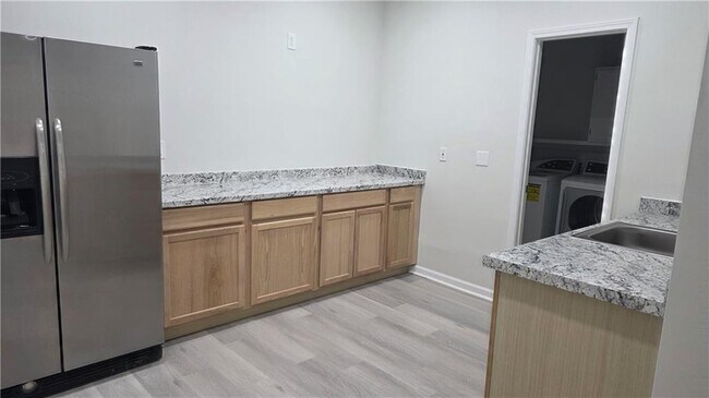 Building Photo - 2994 Hickory Run Cir NW
