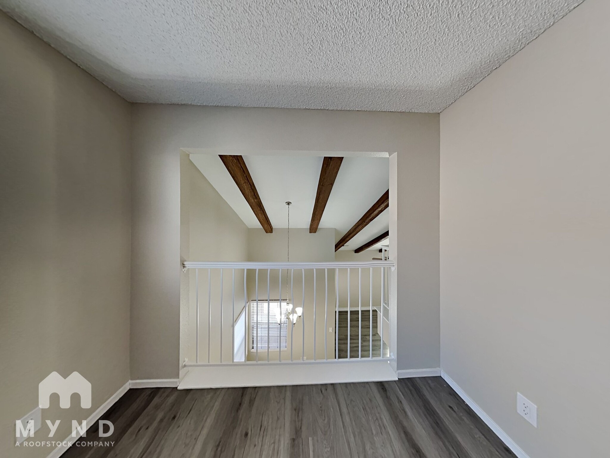 Building Photo - 6824 W Sheffield Dr