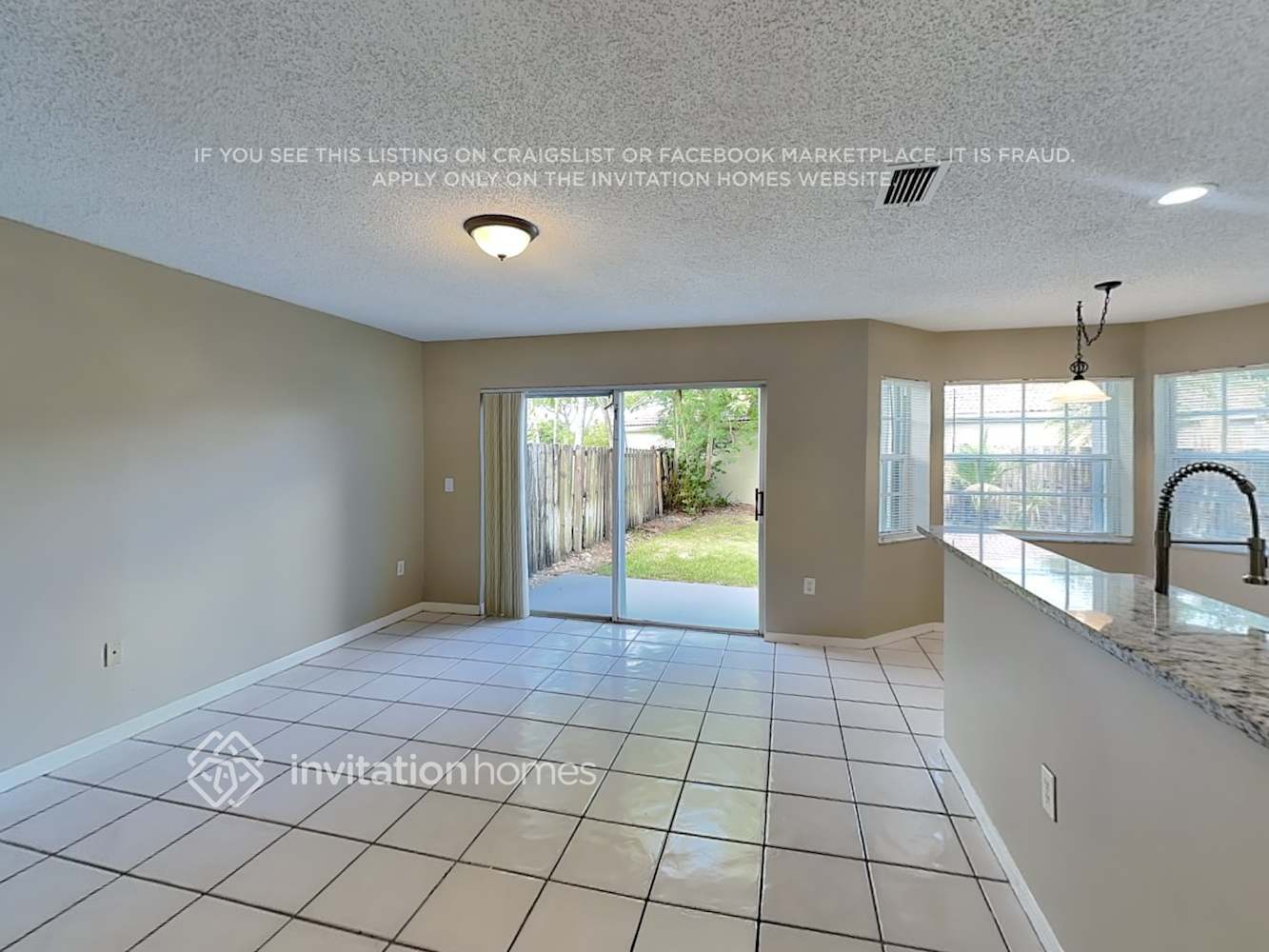 Building Photo - 2565 NW 80th Ave