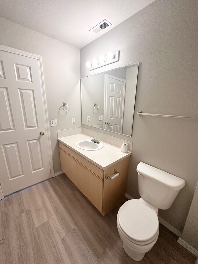 Building Photo - Corsair Lane 2