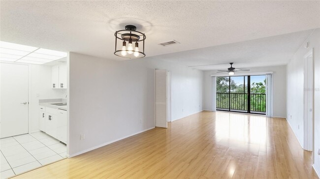 Building Photo - 6124 43rd St W