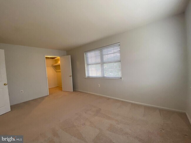 Building Photo - 434 N Armistead St